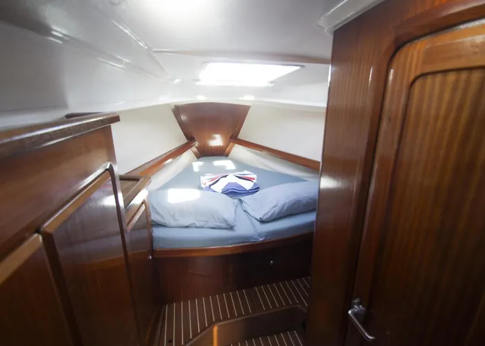 Autentico Velero En Bateau-hôtel