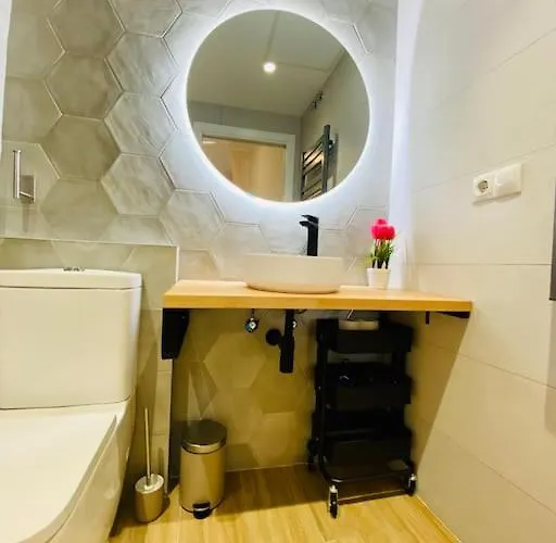 Relaxing Beachside Cabanyal Loft * فالنسيا