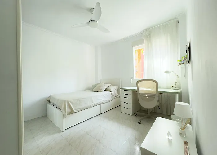 Δωμάτια σε οικογενειακή κατοικία Valencia Homestay Rooms