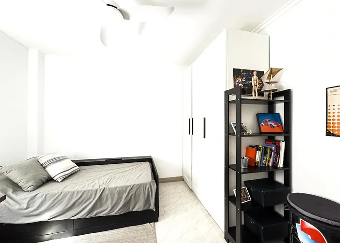 Valencia Homestay Rooms Δωμάτια σε οικογενειακή κατοικία *