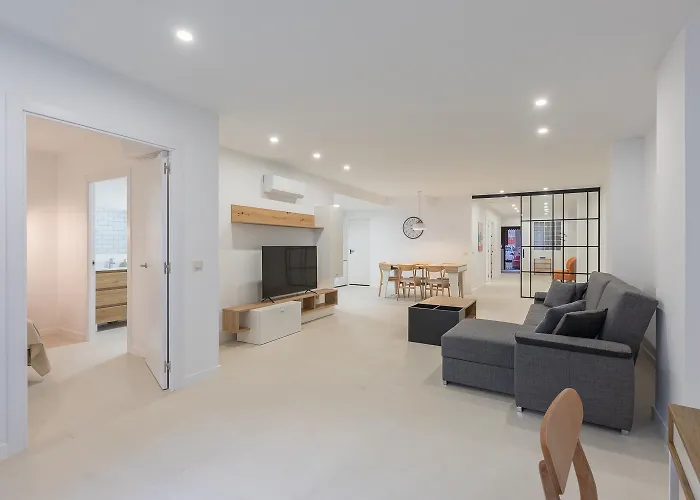 Amplio Cerca Centro Historico Y Turia 5pax 2 Bath شقة