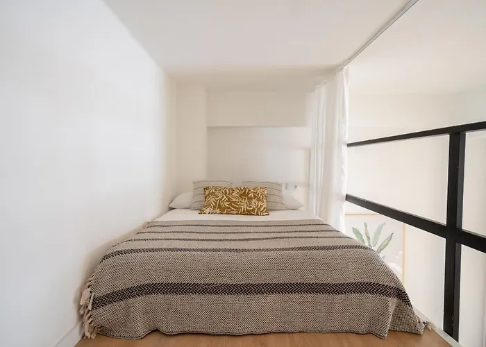 Διαμέρισμα Loft Ibiza N2 *