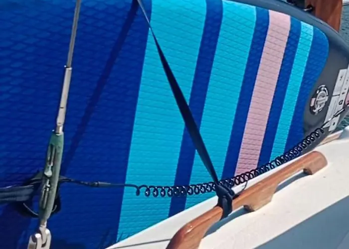 Bateau-hôtel Velero Whimsy