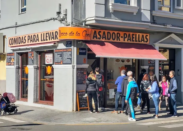 Charming In The Center شقة