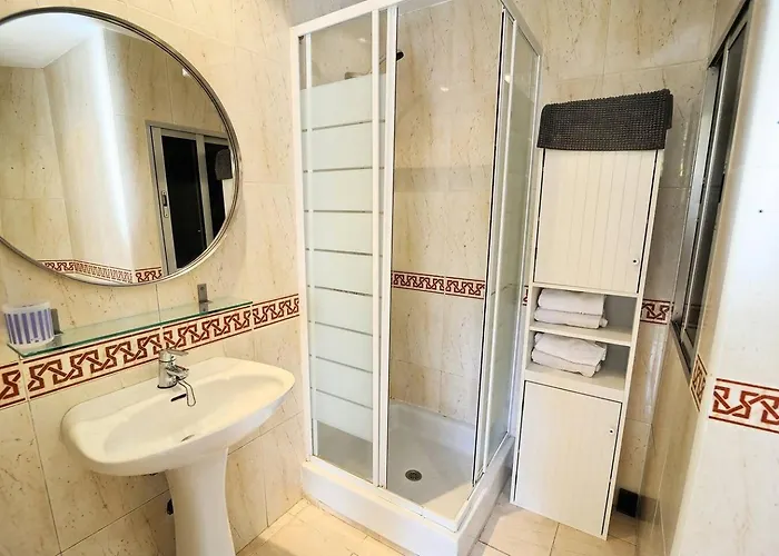 Charming In The Center شقة