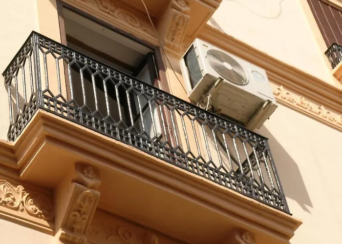 Charming In The Center