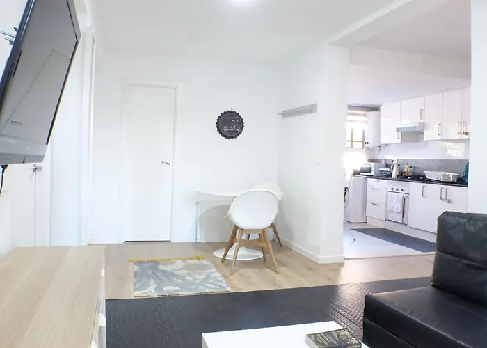 Δωμάτια σε οικογενειακή κατοικία Gypsy Budget Shared Flat Βαλένθια