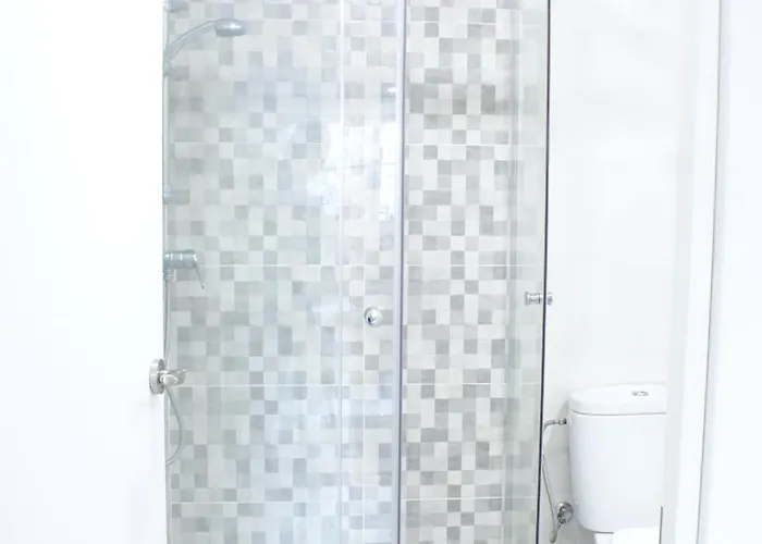 Gypsy Budget Shared Flat Δωμάτια σε οικογενειακή κατοικία *