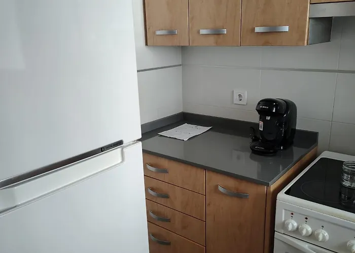 Agui House Homestay *