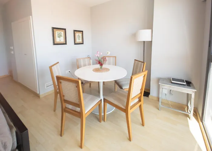 2 Διαμέρισμα *