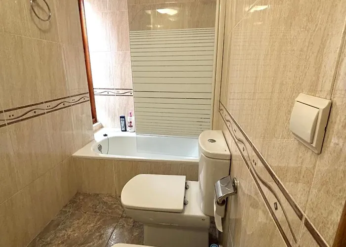 Magnifica Con Bano Privado Δωμάτια σε οικογενειακή κατοικία *