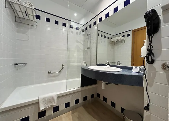 Express Ciudad De Ciencias By Ihg Otel Valensiya