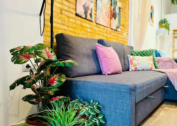 Relaxing Beachside Cabanyal Loft فالنسيا