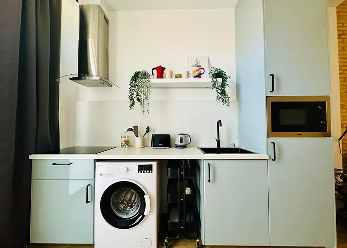 Relaxing Beachside Cabanyal Loft