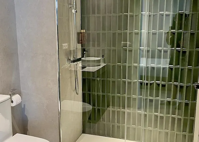 Osito Hub - Colomer * 발렌시아