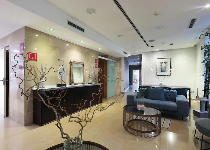 & Co. J. Botanico Boutique