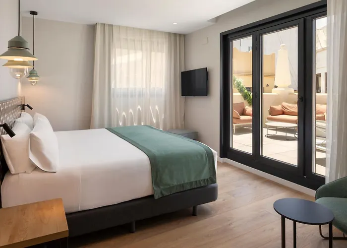 Hotel Catalonia Excelsior 4*