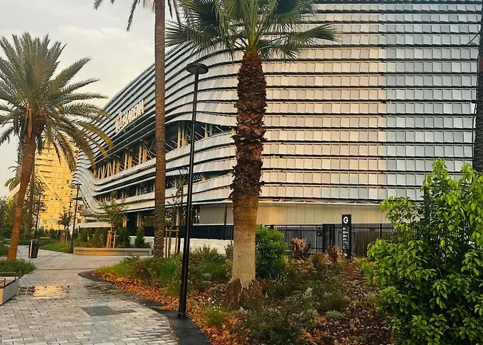 Elegante Duplex, Piscina, Roig Arena