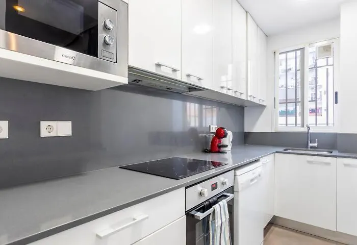 Centrico, 2 Habitaciones, Confort Ascensor,wifi Ac Valencie