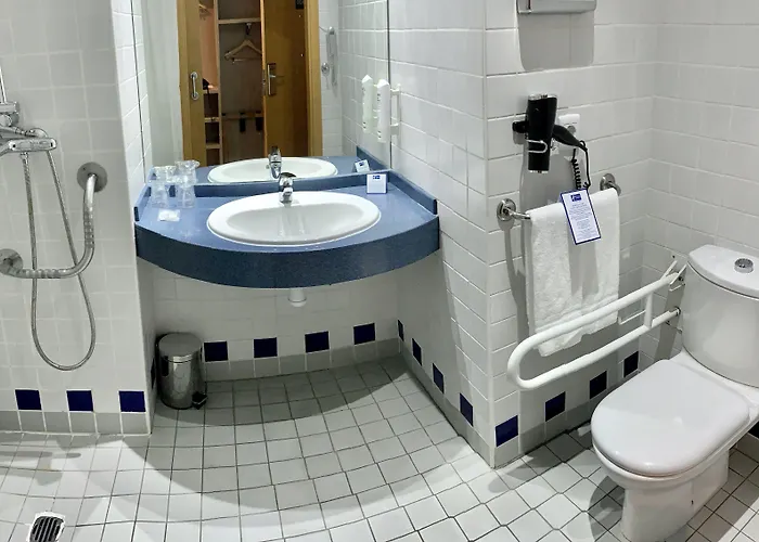 Express Ciudad De Ciencias By Ihg Valensiya