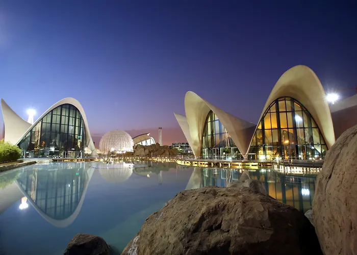 Express Ciudad De Ciencias By Ihg Otel Valensiya