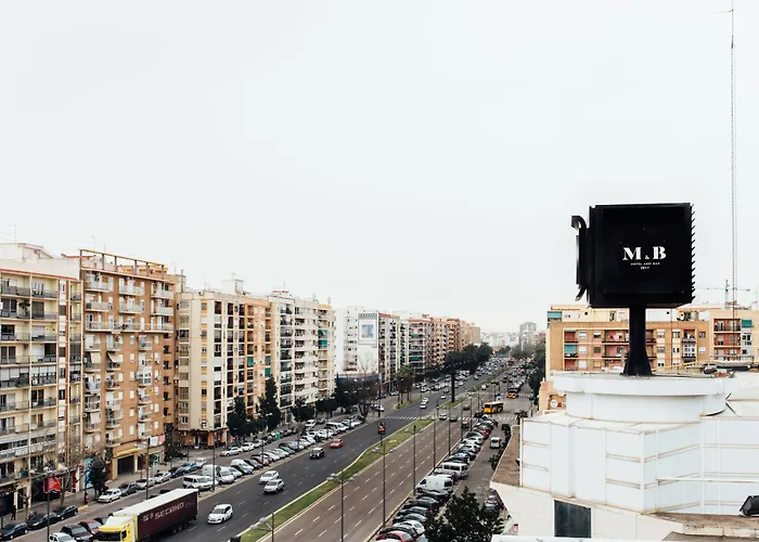 Malcom And Barret 3* Valence