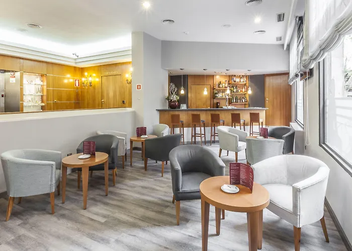 Hotel Catalonia Excelsior 4*