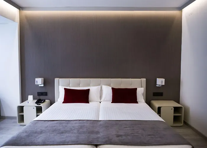 Sweet Renasa Hotel 3*