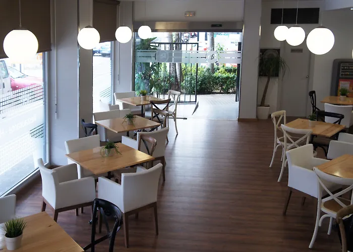 Sweet Renasa Hotel 3*