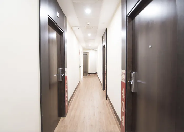 Petit Palace Ruzafa فندق 3*