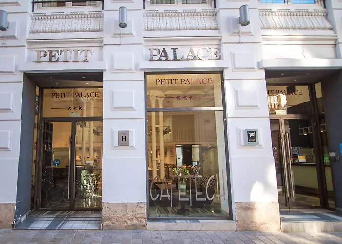 Petit Palace Plaza De La Reina فندق فالنسيا
