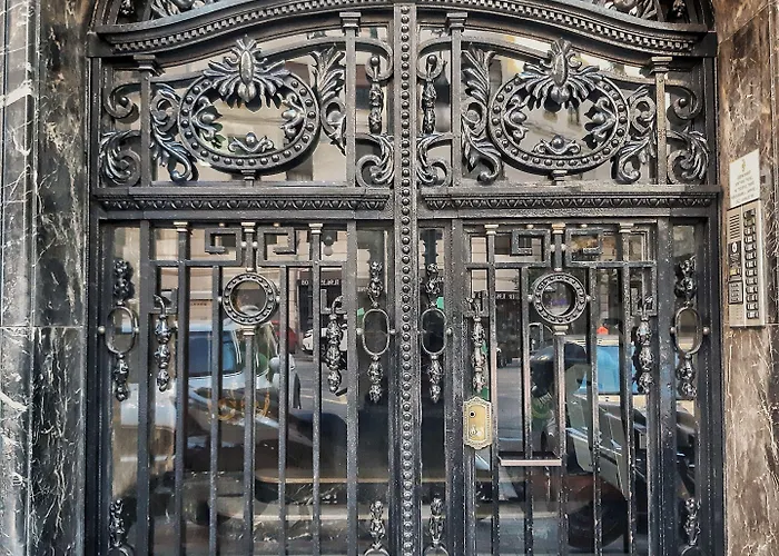 فندق Hi Canovas *