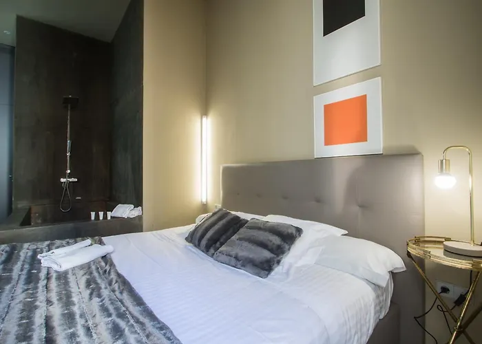 Konukevi Cosy Tapineria Valensiya