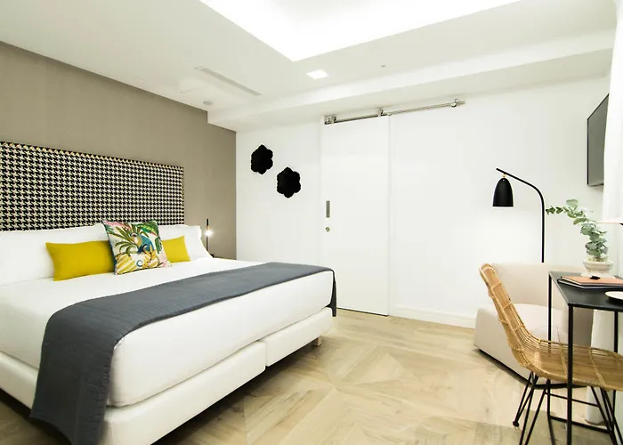 Myr Marques House מלון 4*