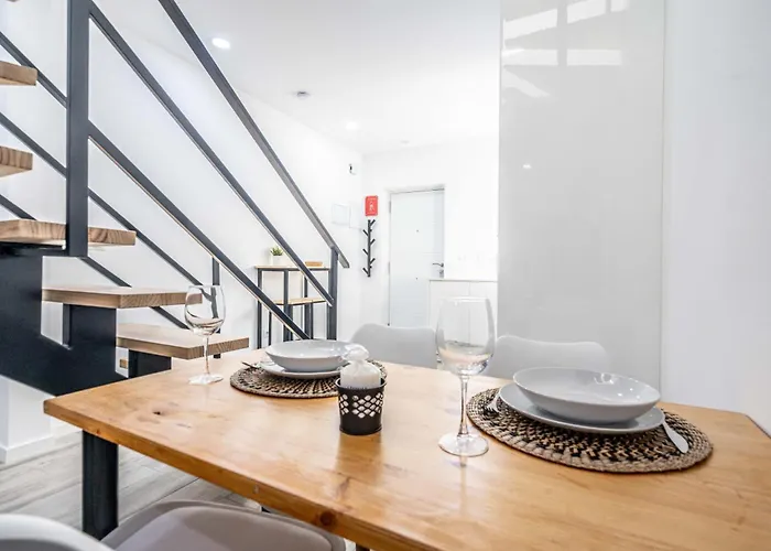 Duplex-port-valencia * فالنسيا