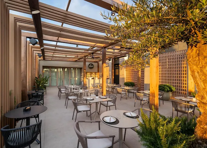 Ξενοδοχείο Sh Palace 5*