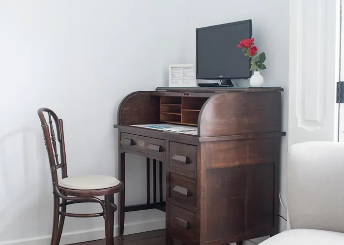 住宿加早餐酒店 Abc再见住宿加早餐酒店 4*