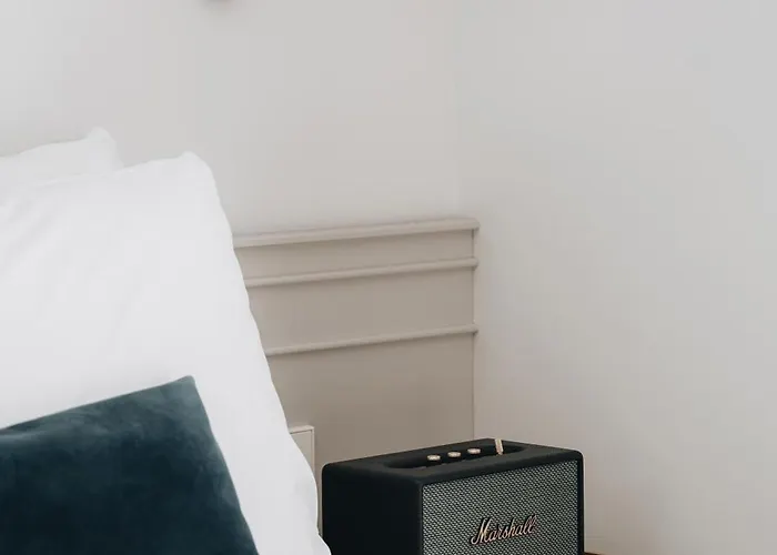 Hotel Mate Collection Helen Berger Valencia