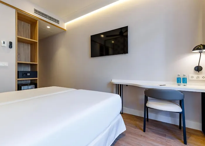 Petit Palace Plaza De La Reina فندق فالنسيا