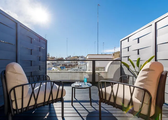 Petit Palace Plaza De La Reina 3*