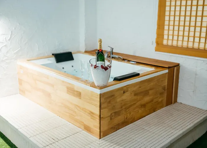 Sada Flat, Jacuzzi, Chill Out, 7 Pax, Smarttv