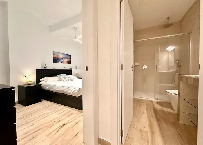 Joaquin Costa Urban Flat