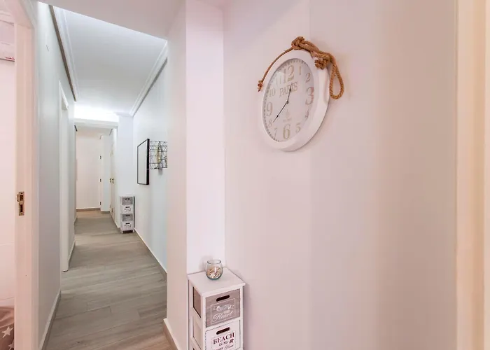 Lägenhet Flat 3 Bedroom In Extramurs *