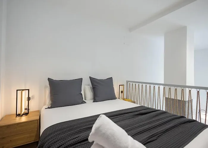 Apartment Estudio Con Altillo En Malilla Cerca De La Fe