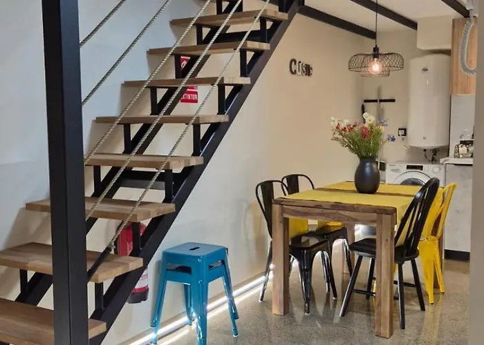 Valencia Ciudad Bajo Diseno Industrial Hasta 6, Wifi Gratis דירה