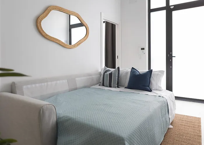 Modern & Stylish Close To The Apartament Walencja