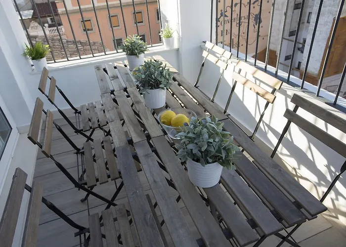 Singularstays Mercado Central * Valensiya