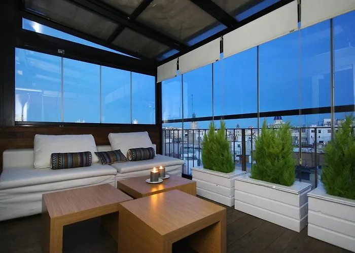 Vivaldi Penthouse Ayuntamiento شقة