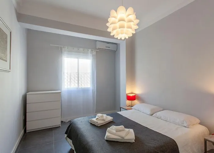 Of Arts And Sciences 1 * Valencie