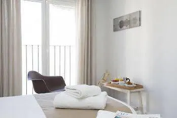 Singularstays Mercado Central *